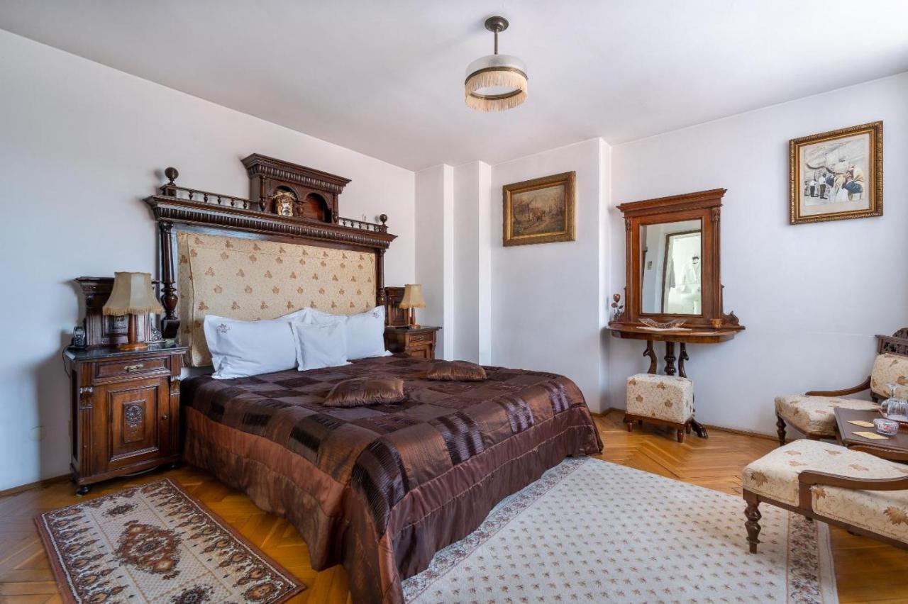 Villa-Hotel Escala Cluj-Napoca Eksteriør billede
